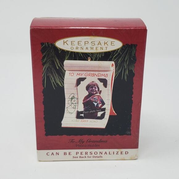 1993 Hallmark To My Grandma Handcrafted Keepsake Holiday Christmas Ornament. - Picture 1 of 5
